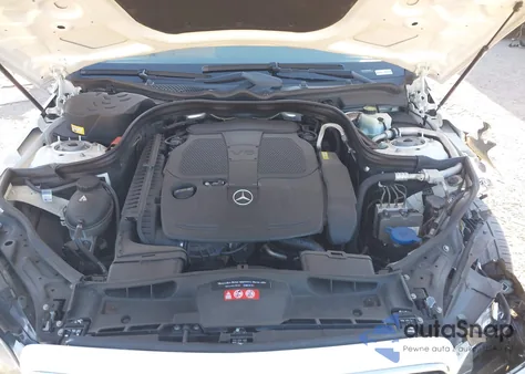 2014 Mercedes-Benz E 350 z USA, uszkodzony, nr VIN WDDHF5KB5EA965313